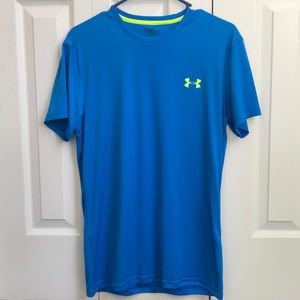 UNDER ARMOUR T-SHIRT (SHOOT ME OFFERS)